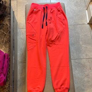 Figs Bright Coral Zamora Joggers NWT Size xs
